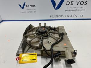 Gebruikte Windtunnel Peugeot 107 1.0 12V Prijs € 70,00 Margeregeling aangeboden door De Vos Autodemontagebedrijf