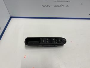 Gebruikte Combischakelaar ramen Citroen C3 Picasso (SH) 1.6 16V VTI 120 Prijs € 55,00 Margeregeling aangeboden door De Vos Autodemontagebedrijf