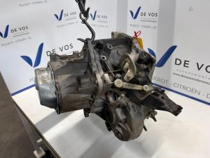 Gebruikte Versnellingsbak Citroen Berlingo 1.5 BlueHDi 75 Prijs € 750,00 Margeregeling aangeboden door De Vos Autodemontagebedrijf
