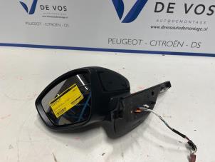 Gebruikte Spiegel Buiten links Citroen C3 (SX/SW) 1.6 Blue HDi 100 16V Prijs € 80,00 Margeregeling aangeboden door De Vos Autodemontagebedrijf