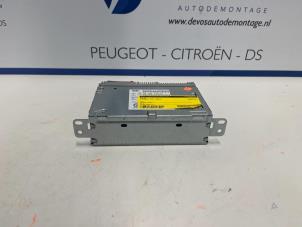 Gebruikte Radio Peugeot 308 SW (L4/L9/LC/LJ/LR) 1.6 BlueHDi 120 Prijs € 400,00 Margeregeling aangeboden door De Vos Autodemontagebedrijf