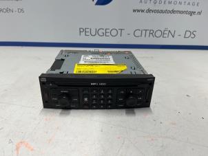 Gebruikte Radio CD Speler Peugeot 807 2.0 HDi 16V 136 FAP Prijs € 250,00 Margeregeling aangeboden door De Vos Autodemontagebedrijf
