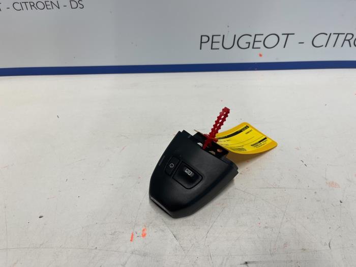 Gebruikte Diversen Citroen C3 (SX/SW) 1.2 Vti 12V PureTech Prijs € 200,00 Margeregeling aangeboden door De Vos Onderdelen