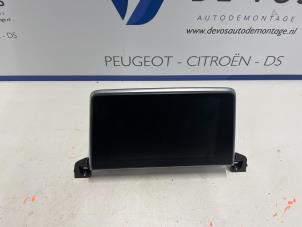 Gebruikte Display Interieur Peugeot 5008 II (M4/MC/MJ/MR) 1.5 BlueHDi 130 Prijs € 250,00 Margeregeling aangeboden door De Vos Autodemontagebedrijf