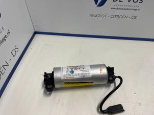 Gebruikte Start/stop condensator Peugeot Expert (VA/VB/VE/VF/VY) 2.0 Blue HDi 180 16V Prijs € 55,00 Margeregeling aangeboden door De Vos Autodemontagebedrijf