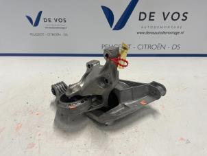Gebruikte Motorsteun Citroen C4 Picasso Prijs € 70,00 Margeregeling aangeboden door De Vos Autodemontagebedrijf