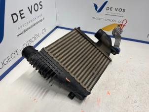 Gebruikte Intercooler Citroen C4 Picasso (3D/3E) 1.6 16V eTHP Prijs € 135,00 Margeregeling aangeboden door De Vos Onderdelen