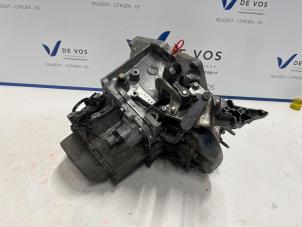 Gebruikte Versnellingsbak Peugeot 308 Prijs € 750,00 Margeregeling aangeboden door De Vos Autodemontagebedrijf