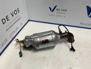 Gebruikte Katalysator Opel Corsa F (UB/UH/UP) 1.2 12V 75 Prijs € 550,00 Margeregeling aangeboden door De Vos Onderdelen