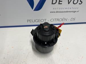Gebruikte Chaufage Ventilatiemotor Opel Mokka 1.2 Turbo 12V Prijs € 180,00 Margeregeling aangeboden door De Vos Autodemontagebedrijf