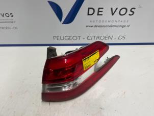 Gebruikte Achterlicht rechts Peugeot 308 SW (L4/L9/LC/LJ/LR) 1.5 BlueHDi 130 Prijs € 135,00 Margeregeling aangeboden door De Vos Autodemontagebedrijf