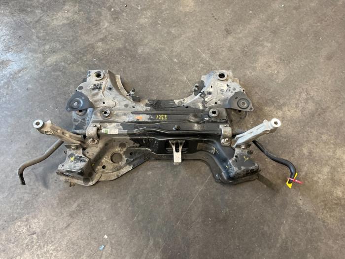 Gebruikte Subframe Opel Grandland (X) 1.5 CDTI 130 Prijs € 250,00 Margeregeling aangeboden door De Vos Onderdelen