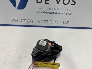 Gebruikte Gordelspanner rechts Peugeot 308 (4A/C) 1.6 HDi Prijs € 80,00 Margeregeling aangeboden door De Vos Autodemontagebedrijf