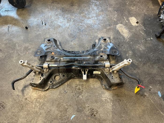 Gebruikte Subframe Opel Grandland (X) 1.5 CDTI 130 Prijs € 250,00 Margeregeling aangeboden door De Vos Onderdelen