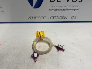 Gebruikte Voetganger Crash sensor Peugeot 508 (F3/FB/FH/FP) 1.6 16V Hybrid Prijs € 80,00 Margeregeling aangeboden door De Vos Autodemontagebedrijf