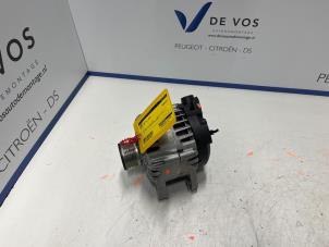Gebruikte Alternator Peugeot 208 II (UB/UH/UP) 1.2 Vti 12V PureTech 100 Prijs € 150,00 Margeregeling aangeboden door De Vos Onderdelen