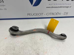Gebruikte Reactiestang rechts-achter Peugeot 508 Prijs € 80,00 Margeregeling aangeboden door De Vos Onderdelen