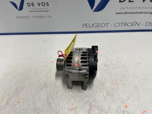 Gebruikte Dynamo Citroen C3 (SX/SW) 1.2 Vti 12V PureTech Prijs € 150,00 Margeregeling aangeboden door De Vos Onderdelen