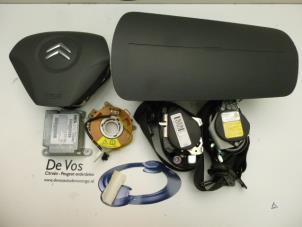 Gebruikte Airbag Set + Module Citroen Nemo Combi (AJ) 1.4 HDi 70 Prijs € 650,00 Margeregeling aangeboden door De Vos Autodemontagebedrijf