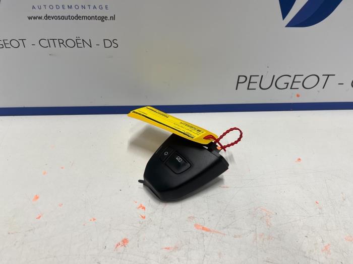 Gebruikte Diversen Citroen C3 (SX/SW) 1.2 Vti 12V PureTech Prijs € 250,00 Margeregeling aangeboden door De Vos Onderdelen