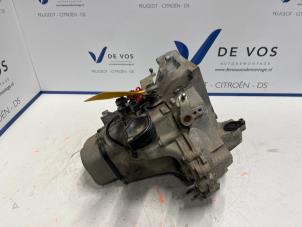 Gebruikte Versnellingsbak Citroen C3 (SX/SW) 1.2 Vti 12V PureTech Prijs € 650,00 Margeregeling aangeboden door De Vos Autodemontagebedrijf