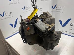Gebruikte Automaatbak Peugeot 206 (2A/C/H/J/S) 1.4 XR,XS,XT,Gentry Prijs € 450,00 Margeregeling aangeboden door De Vos Autodemontagebedrijf