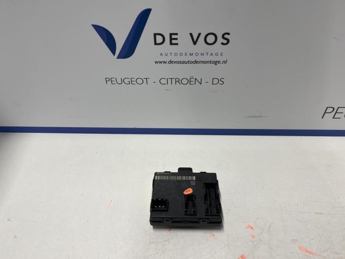 Gebruikte Computer Diversen Peugeot 308 (F3/FB/FH/FM/FP) 1.2 PureTech Hybrid 136 Prijs € 30,00 Margeregeling aangeboden door De Vos Onderdelen