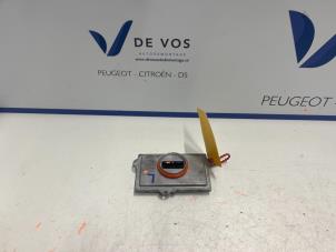 Gebruikte Module LED koplamp Peugeot 5008 II (M4/MC/MJ/MR) 2.0 BlueHDi 150 16V Prijs € 115,00 Margeregeling aangeboden door De Vos Autodemontagebedrijf