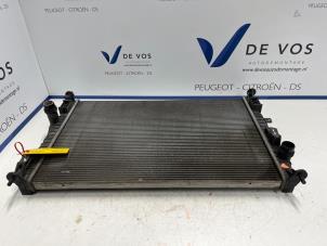Gebruikte Radiateur Peugeot 5008 II (M4/MC/MJ/MR) 2.0 BlueHDi 150 16V Prijs € 180,00 Margeregeling aangeboden door De Vos Autodemontagebedrijf