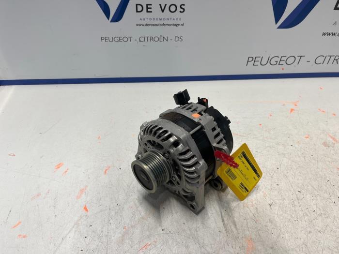 Gebruikte Dynamo Peugeot Expert (V1/VA/VB/VE/VF/VT/VY) 2.0 Blue HDi 150 16V Prijs € 250,00 Margeregeling aangeboden door De Vos Onderdelen