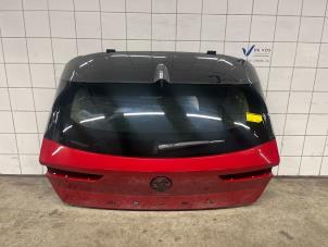 Gebruikte Achterklep Opel Astra L (F3/FB/FM/FP) Prijs € 850,00 Margeregeling aangeboden door De Vos Onderdelen