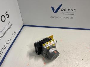 Gebruikte ABS Pomp Peugeot 508 SW (F4/FC/FJ/FR) 1.6 16V Hybrid 225 Prijs € 350,00 Margeregeling aangeboden door De Vos Onderdelen