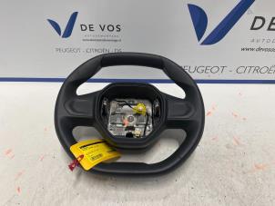 Gebruikte Stuurwiel Peugeot Partner (EF/EU) 1.5 BlueHDi 100 Prijs € 90,00 Margeregeling aangeboden door De Vos Autodemontagebedrijf