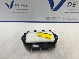 Gebruikte Airbag rechts (Dashboard) Opel Crossland/Crossland X Prijs € 350,00 Margeregeling aangeboden door De Vos Autodemontagebedrijf