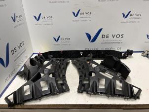 Gebruikte Bumperframe achter Peugeot 408 Prijs € 115,00 Margeregeling aangeboden door De Vos Autodemontagebedrijf