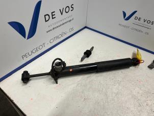 Gebruikte Schokdemper rechts-achter DS Automobiles DS4 Prijs € 200,00 Margeregeling aangeboden door De Vos Onderdelen