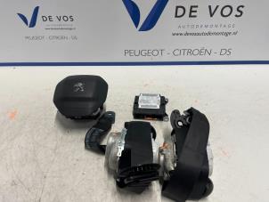 Gebruikte Module + Airbag Set Peugeot Partner (EF/EU) 1.5 BlueHDi 100 Prijs € 900,00 Margeregeling aangeboden door De Vos Autodemontagebedrijf