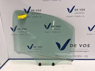 Gebruikte Deurruit 4Deurs rechts-voor Peugeot Partner (EF/EU) 1.5 BlueHDi 100 Prijs € 60,00 Margeregeling aangeboden door De Vos Autodemontagebedrijf
