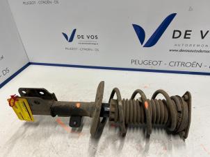 Gebruikte Voorpoot rechts Peugeot Partner (EF/EU) 1.5 BlueHDi 100 Prijs € 80,00 Margeregeling aangeboden door De Vos Autodemontagebedrijf