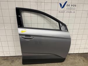Gebruikte Deur 4Deurs rechts-voor Opel Grandland/Grandland X 1.2 Turbo 12V Prijs € 450,00 Margeregeling aangeboden door De Vos Autodemontagebedrijf
