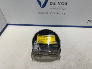 Gebruikte Tellerklok Peugeot 107 1.0 12V Prijs € 115,00 Margeregeling aangeboden door De Vos Autodemontagebedrijf