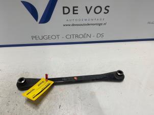 Gebruikte Reactiestang links-achter Peugeot 508 SW (F4/FC/FJ/FR) 1.5 BlueHDi 130 Prijs € 70,00 Margeregeling aangeboden door De Vos Autodemontagebedrijf