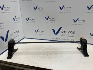 Gebruikte Stabilisatorstang achter Peugeot 508 SW (F4/FC/FJ/FR) 1.5 BlueHDi 130 Prijs € 90,00 Margeregeling aangeboden door De Vos Autodemontagebedrijf