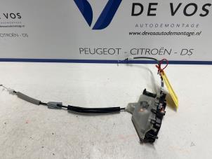 Gebruikte Deurslot Mechaniek 4Deurs rechts-achter Peugeot 508 SW (F4/FC/FJ/FR) 1.5 BlueHDi 130 Prijs € 80,00 Margeregeling aangeboden door De Vos Autodemontagebedrijf