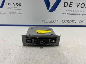 Gebruikte Radio CD Speler Peugeot 308 SW (4E/H) 1.6 HDi FAP Prijs € 250,00 Margeregeling aangeboden door De Vos Autodemontagebedrijf
