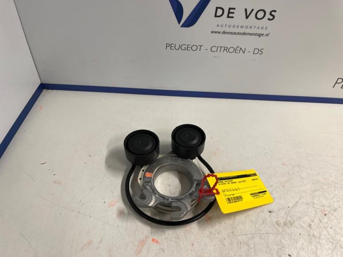 Gebruikte Spanrol Multiriem DS Automobiles DS 7 1.6 16V E-Tense 225 Prijs € 45,00 Margeregeling aangeboden door De Vos Onderdelen
