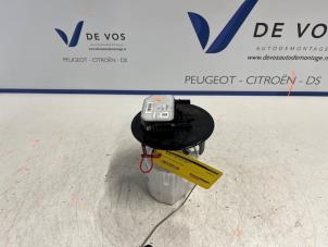 Gebruikte Tank element Pomp Peugeot 208 II (UB/UH/UP) 1.5 BlueHDi 100 Prijs € 160,00 Margeregeling aangeboden door De Vos Onderdelen