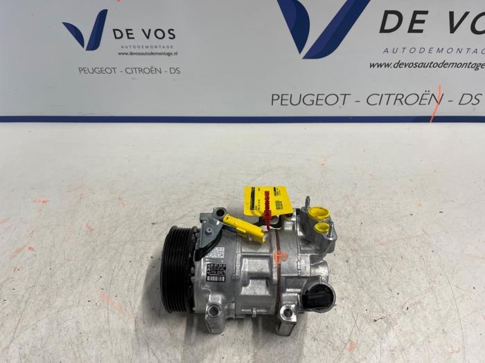 Gebruikte Aircopomp Peugeot 208 II (UB/UH/UP) 1.5 BlueHDi 100 Prijs € 160,00 Margeregeling aangeboden door De Vos Onderdelen