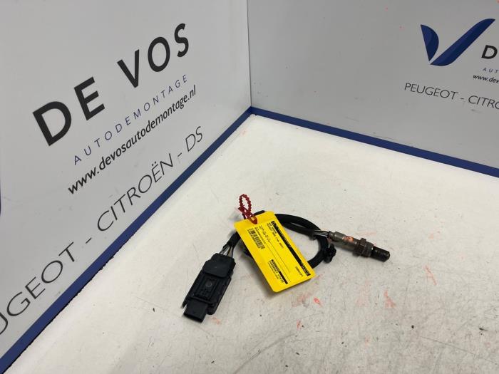 Nox sensor van een Peugeot 3008 2023