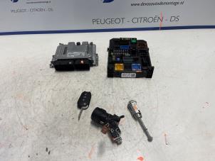 Gebruikte Computer Motormanagement Peugeot 208 II (UB/UH/UP) 1.5 BlueHDi 100 Prijs € 450,00 Margeregeling aangeboden door De Vos Onderdelen